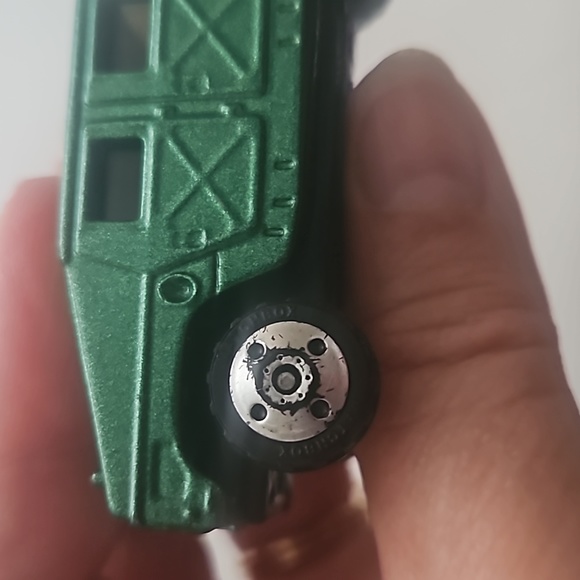 Matchbox Humvee - Picture 10 of 11